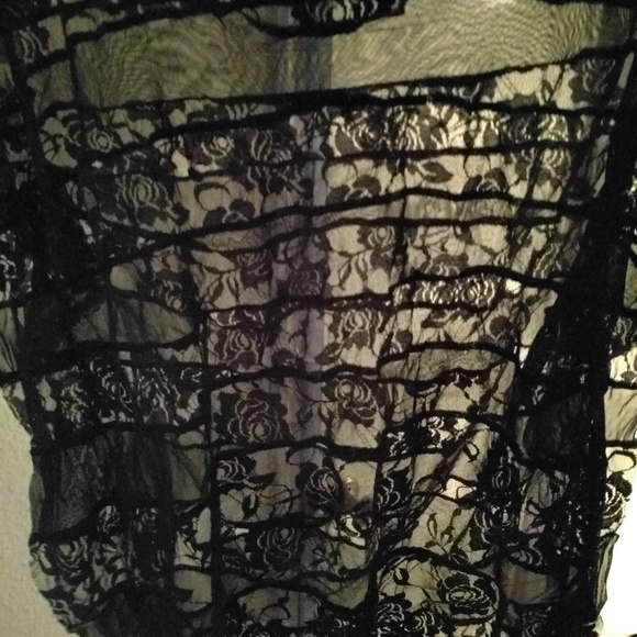 Dress shirt - Picture 2 of 3