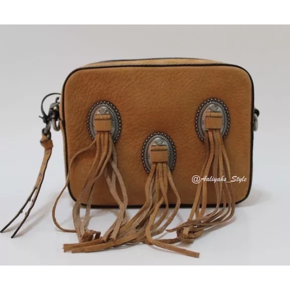 Rebecca Minkoff Handbags - Rebecca Minkoff
Western Crossbody