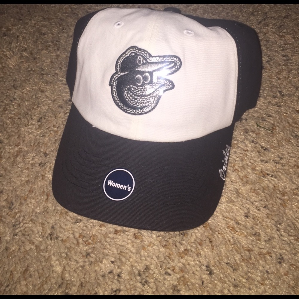 Sequin Oriole's Hat