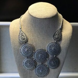 Stella & Dot Medina Bib