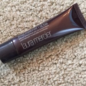 Laura Mercier Tinted Moisturizer Oil Free