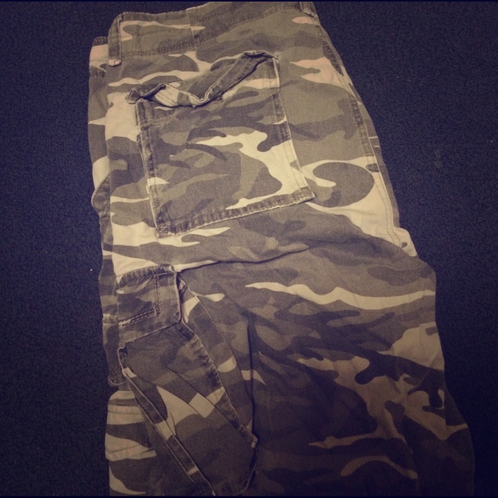 Camouflage cargo shorts