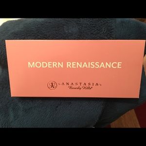 Modern Renaissance Anastasia Eye Shadow Palette