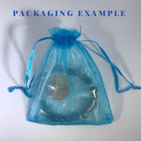 🆕🌺Essential oil necklace with black ribbon/cord - Picture 4 of 5