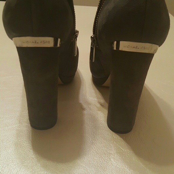 SOLD - Michael Kors Booties - Picture 2 of 4