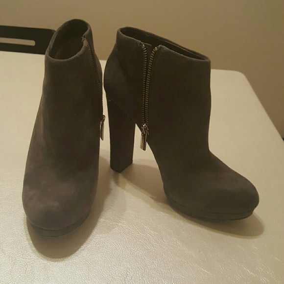 SOLD - Michael Kors Booties - Picture 4 of 4