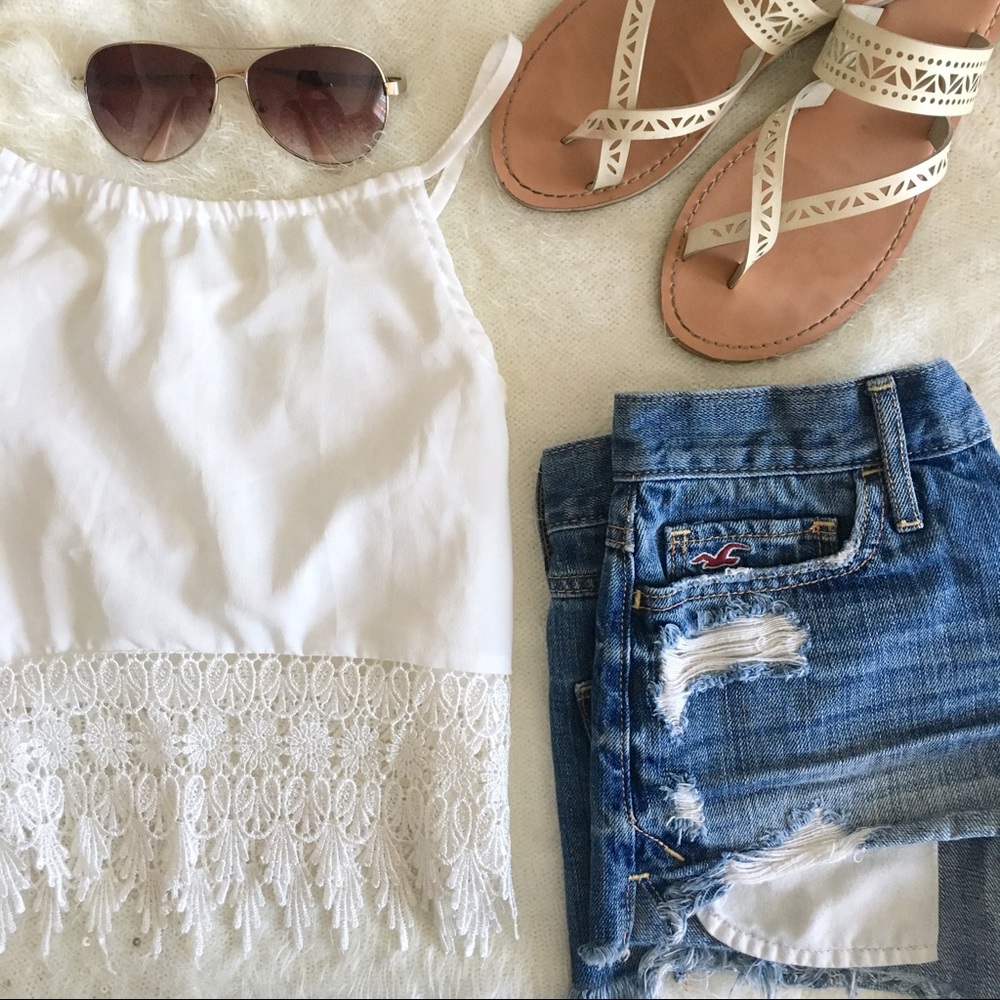 NWOT Lace Crop Top