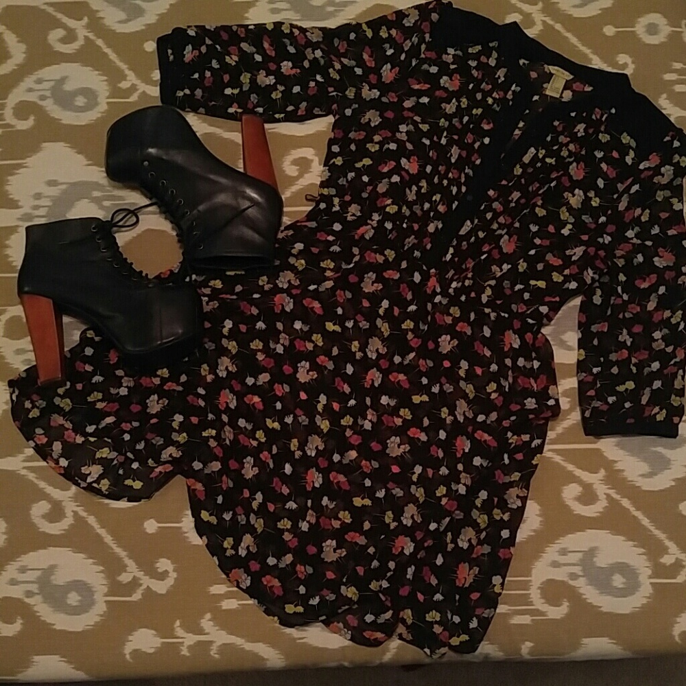 {Forever 21} Black Floral Dress