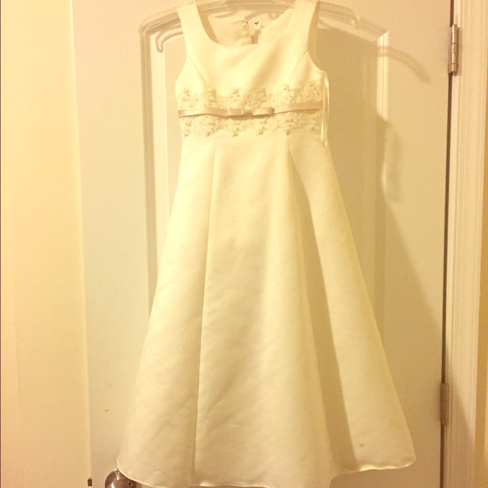 Beautiful flower girl dress