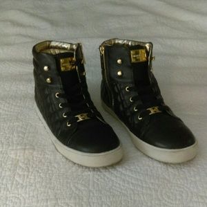 Michael Kors high top sneakers, black and gold!