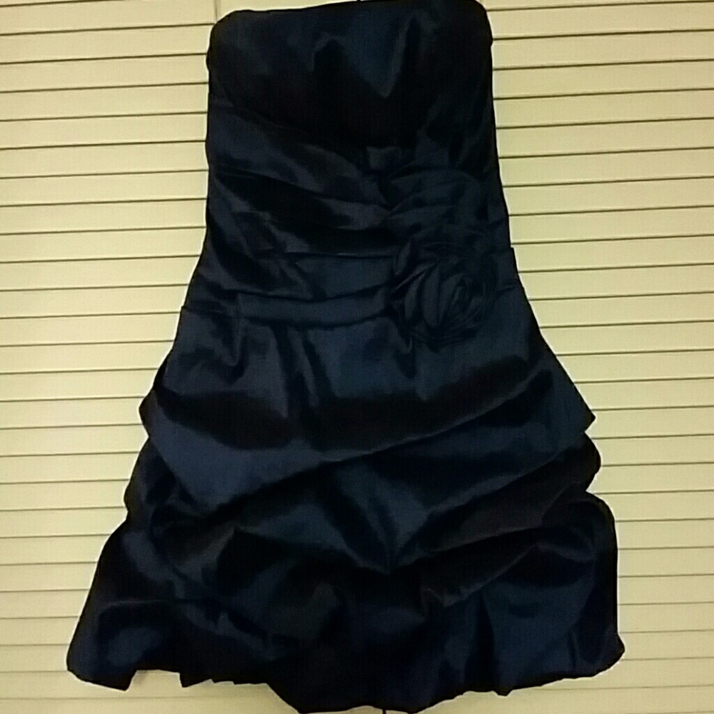 Gorgeous party/ prom dress