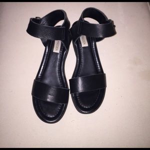Steve Madden platform sandals