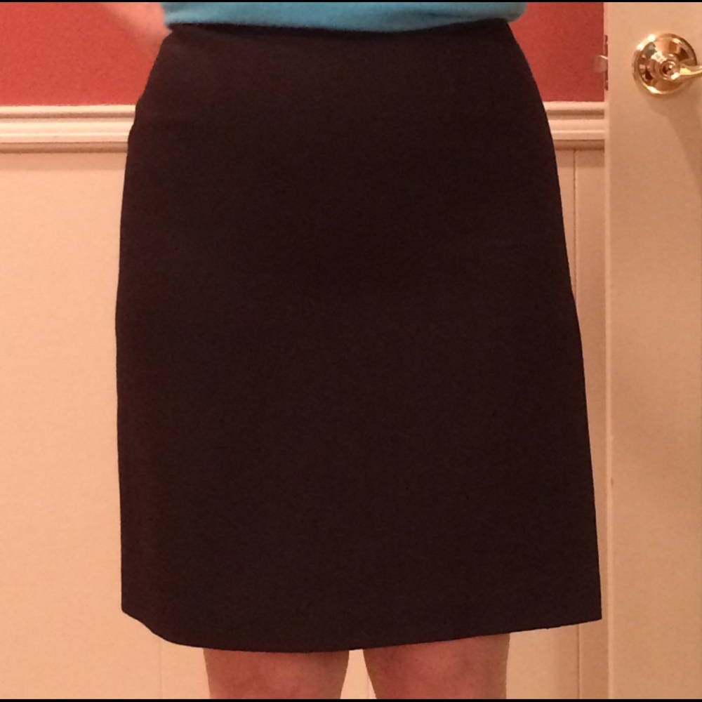 Burberrys black skirt
