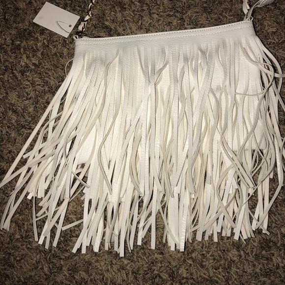 Cute chic purse! - Picture 2 of 3