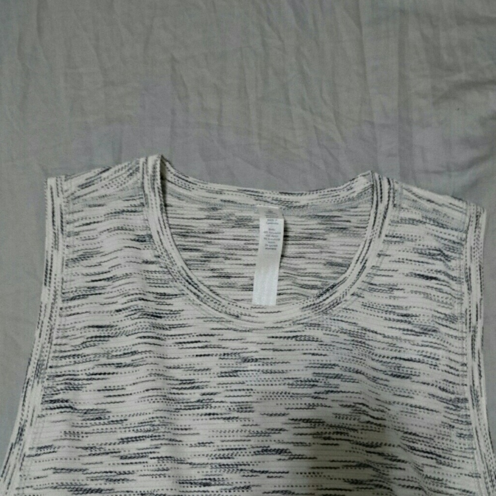 Lulu lemon cardio squad tank ll