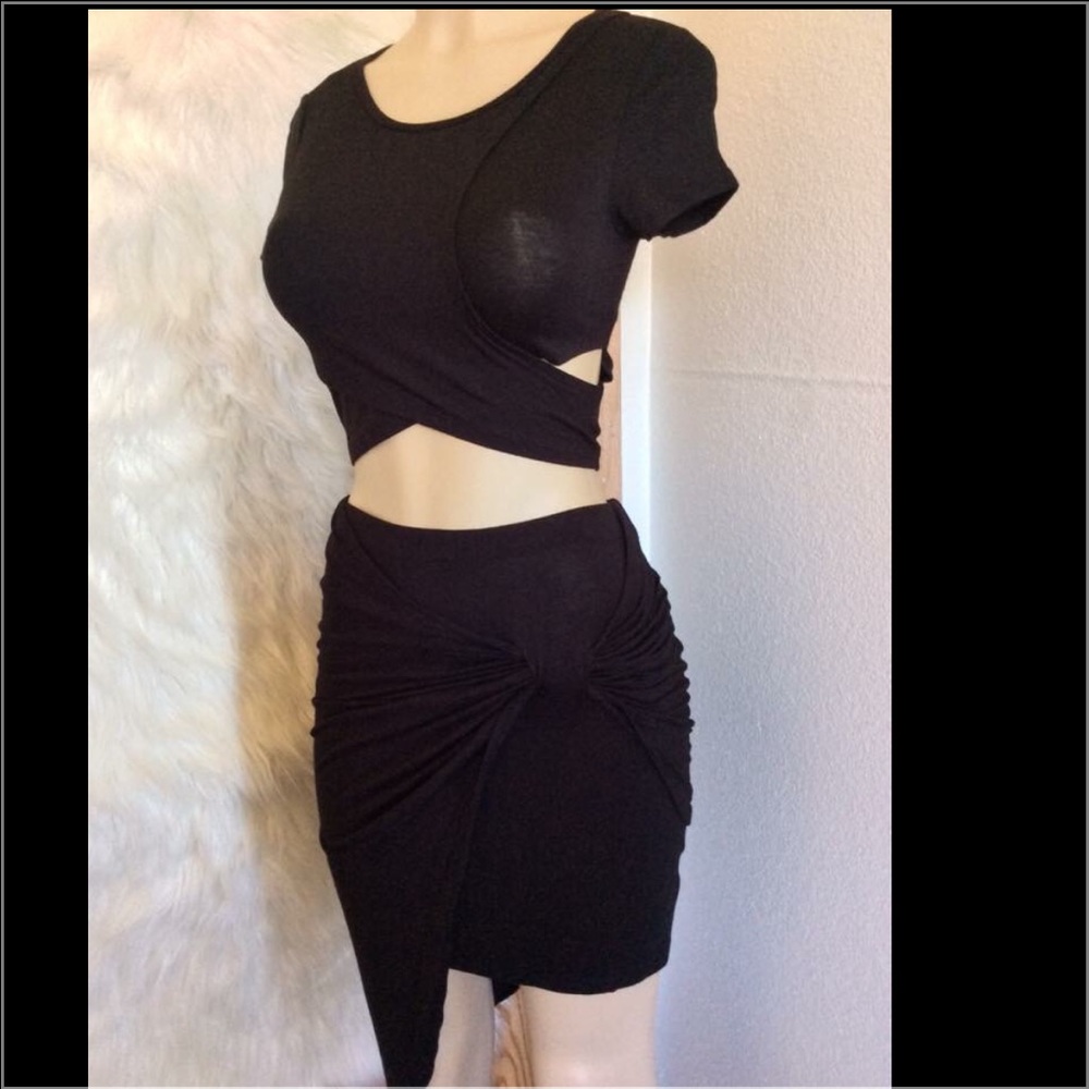 Black 2 Piece