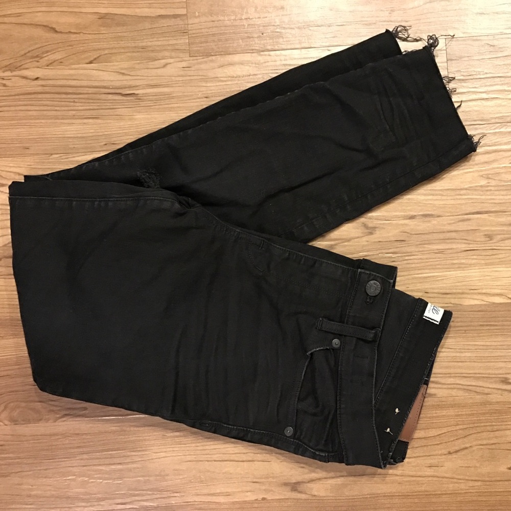 Madewell 8" skinny jeans in Trent wash: knee-rips
