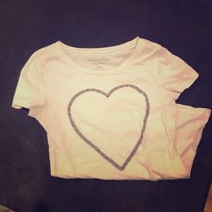 AE Beaded Heart Tee 💜