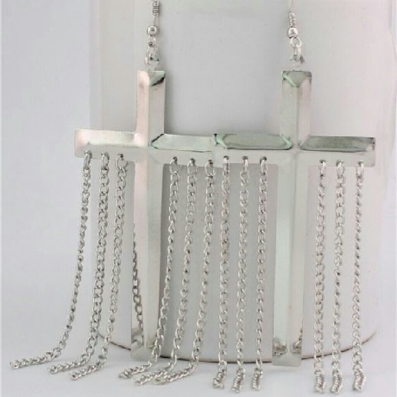 Chic silver plated tassel cross earrings - Picture 2 of 3