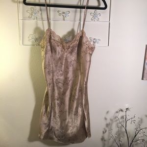 Sexy & Silky VS Slip