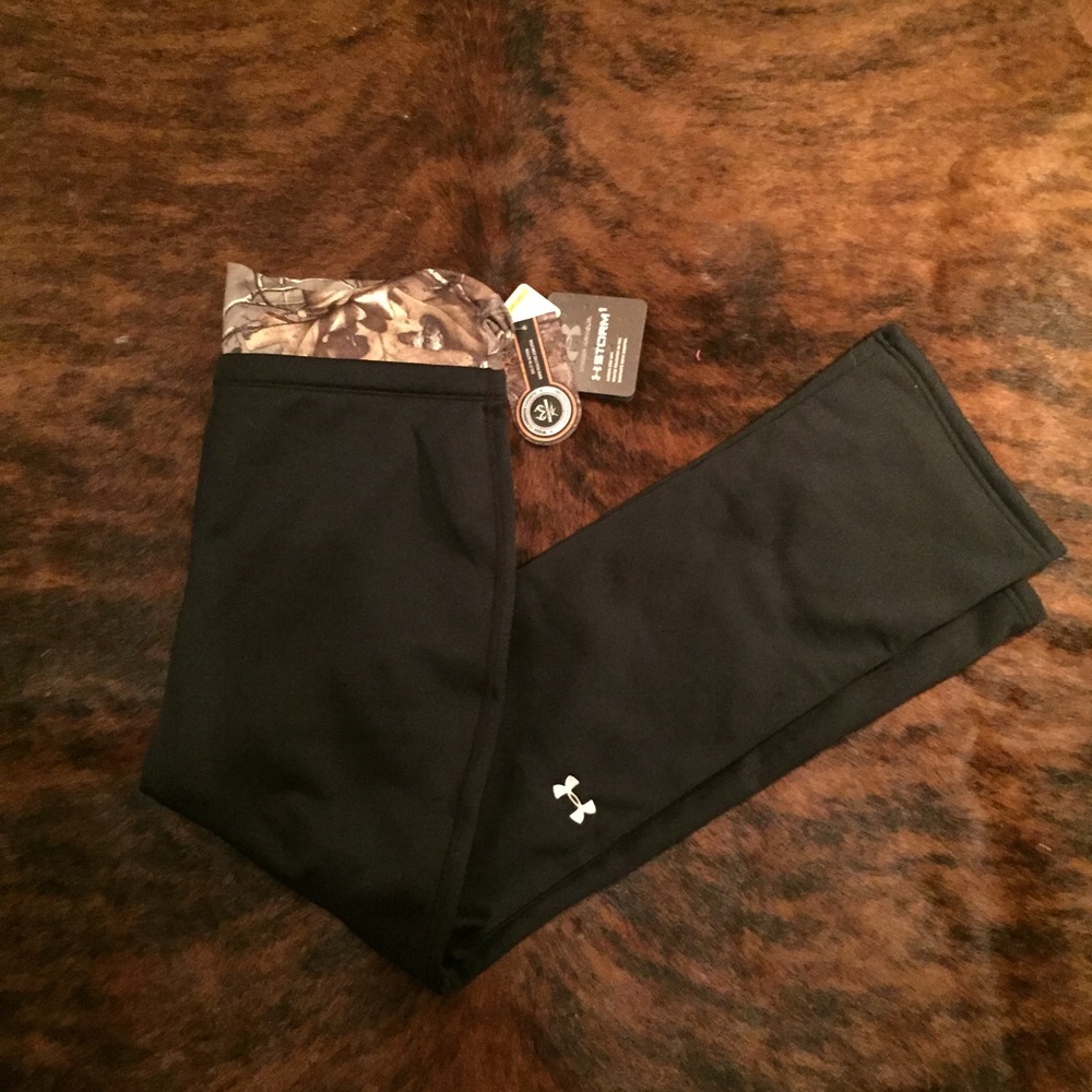 NWT Under Armour leggings camo hunting cold gear