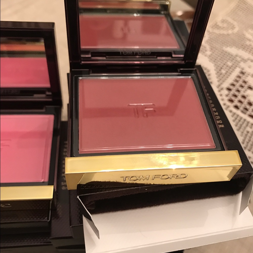 TOM FORD SPRING 2017 RAVISH BLUSH BRAND NEW