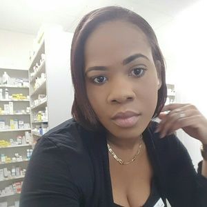 Meet your Posher, Candace