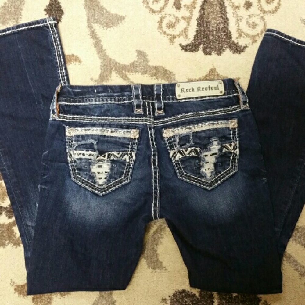 SOLD-28/31 boot cut Rock Revival