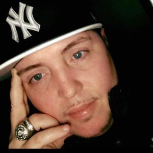 Meet your Posher, Cesar