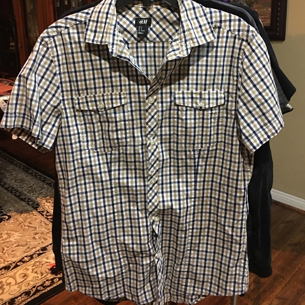 H&M mens short sleeve shirts