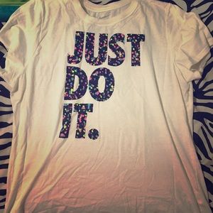 White 'Just Do it' Nike shirt