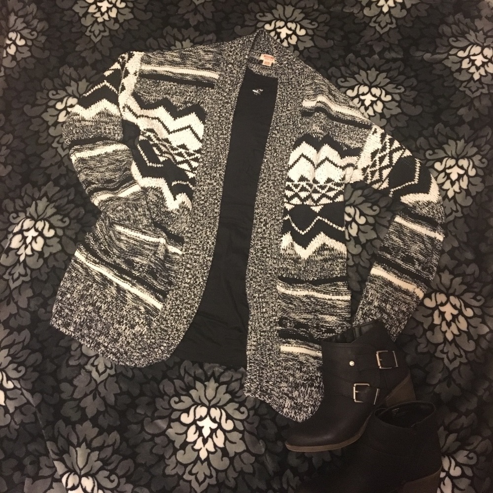 Black and white sweater