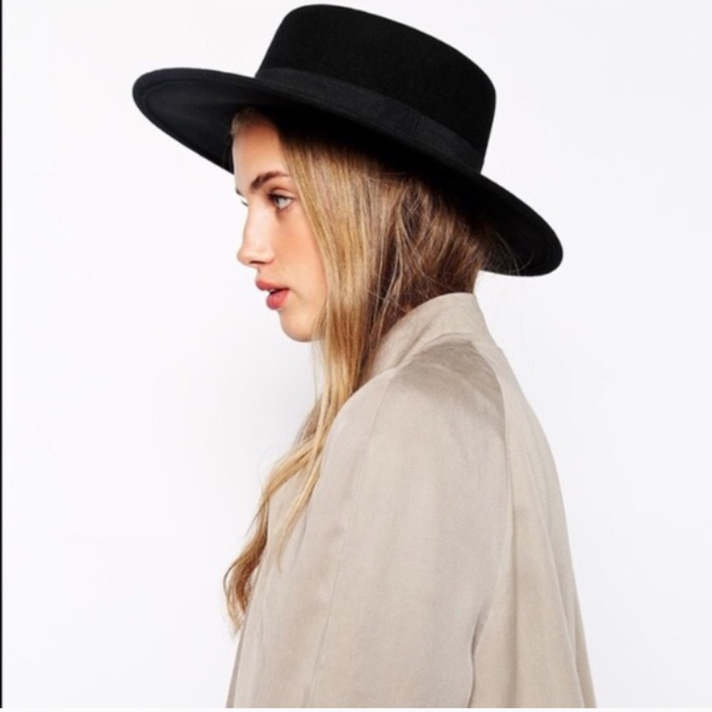 Black Felt ASOS Hat.