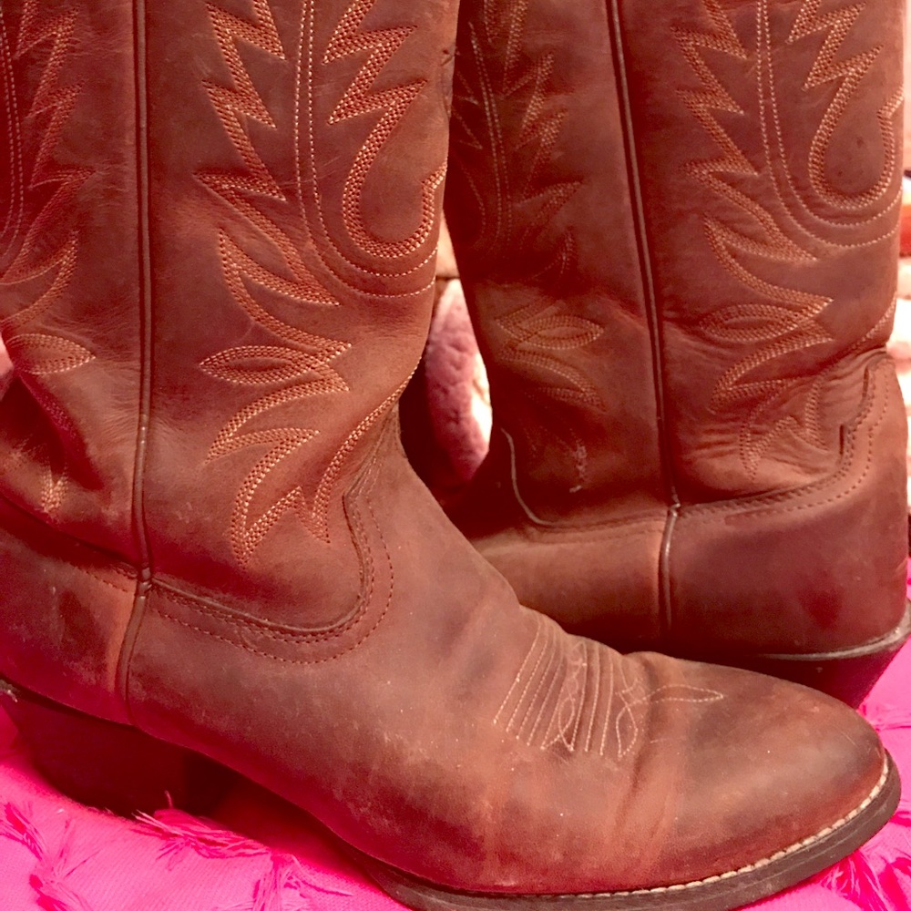 Brown western boots
