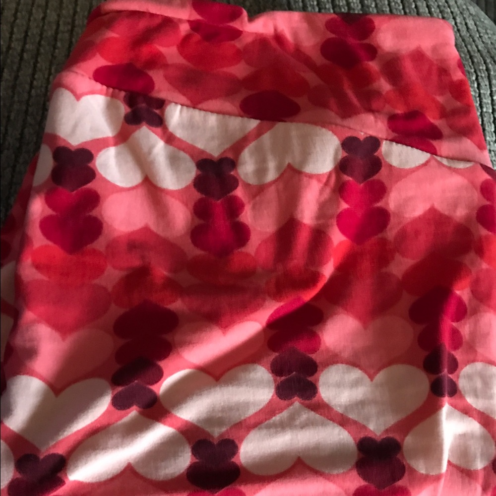 Lularoe TC Valentines leggings
