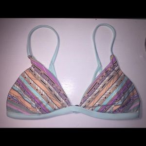 Ripcurl triangle top! VERY CUTE!!!