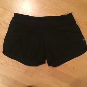 🏃🏽‍♀️Lululemon Speed Shorts-  Size 8