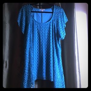 All lace shark bite hem short sleeved top