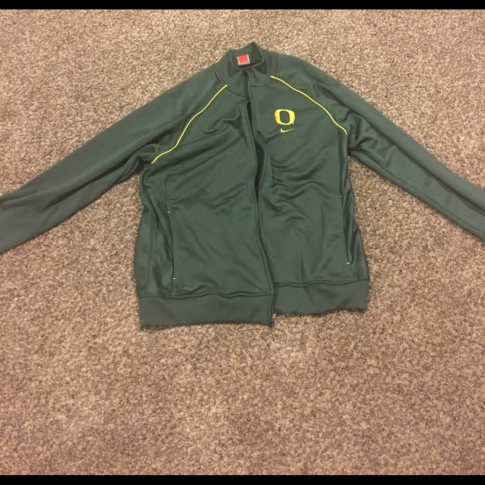 Xl Men's Nike fit dry Oregon jacket