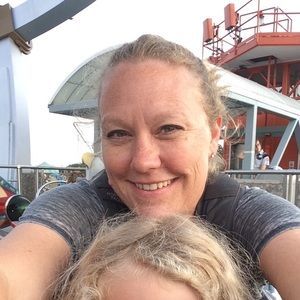 Meet your Posher, Candice