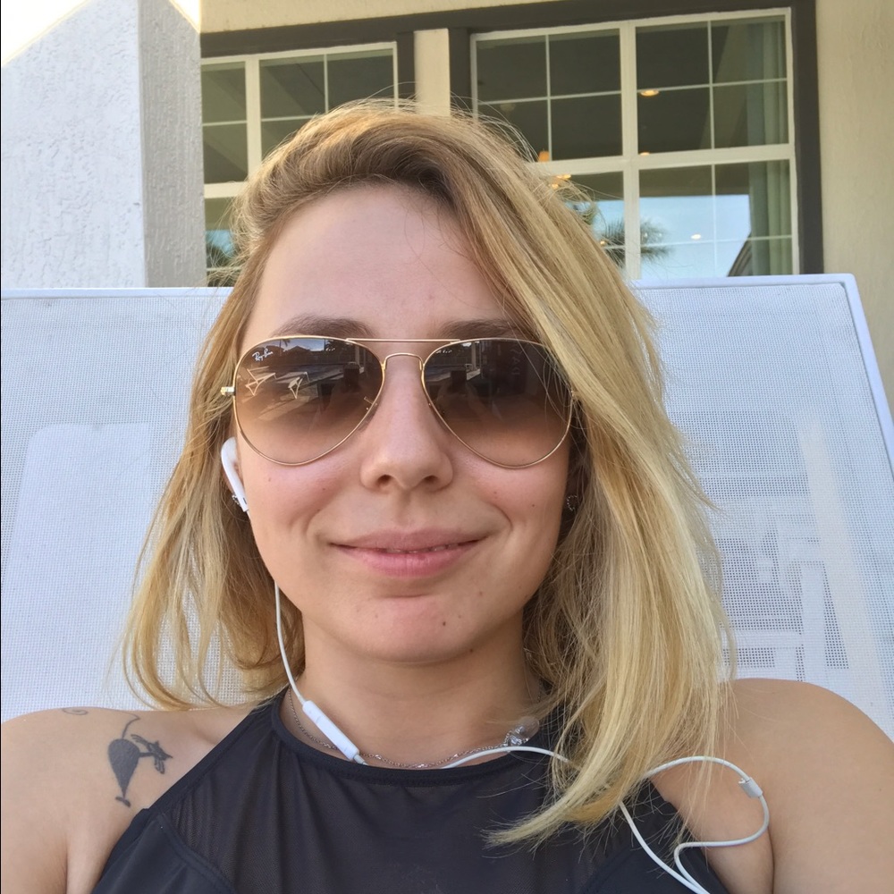 Hey there! - Picture 1 of 1