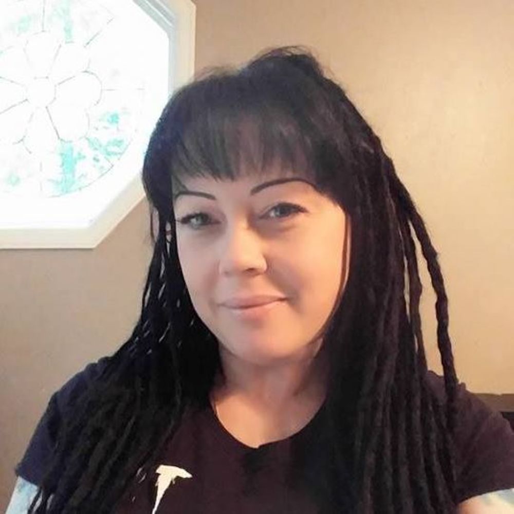 Meet your Posher, Ivette