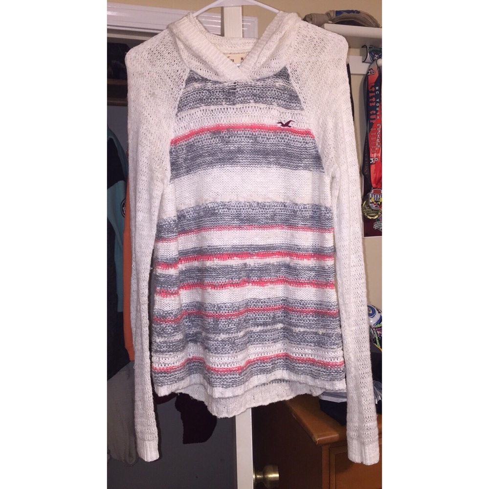 Hollister sweater