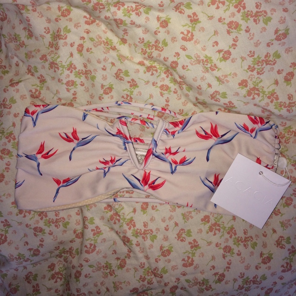 🚫SOLD🚫NWT ACACIA Swim BOP Ohia Top