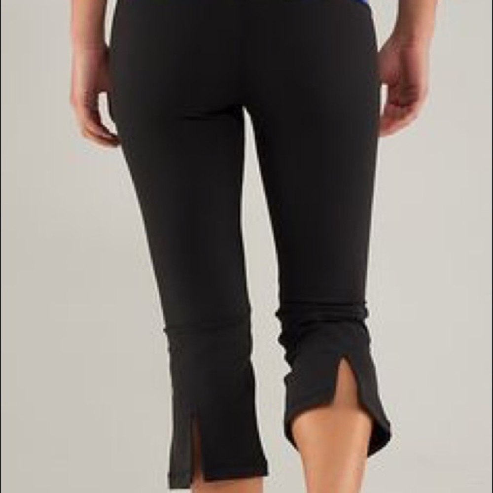 Lululemon crops