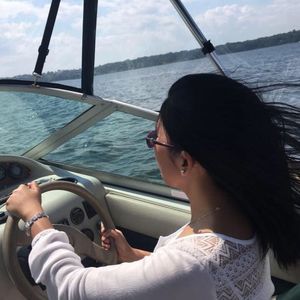 Meet your Posher, Iris mae