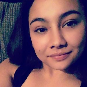 Meet your Posher, Gabriella