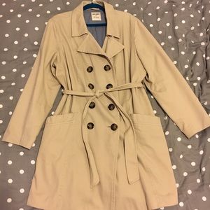 ⚡️FLASH SALE⚡️ Old Navy Trench Coat in Khaki
