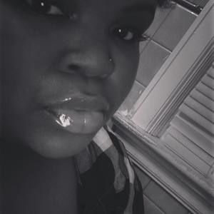 Meet your Posher, Nicquel