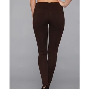 HUE Espresso Leggings Size S